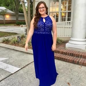 Meet your Posher, Savannah